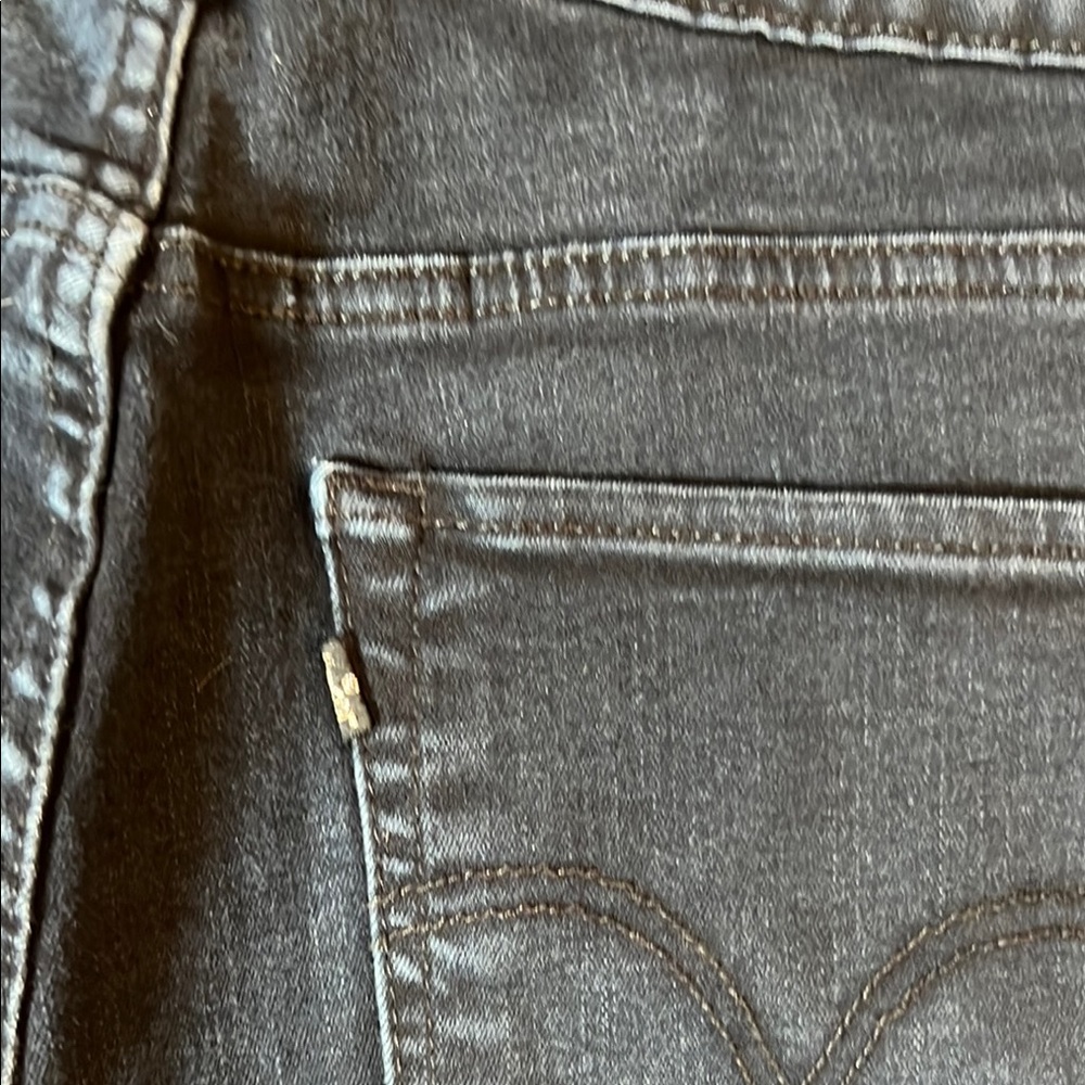 Levi's Perfectly Shaping Women's Boot Cut Jeans - Dark Blue Size 35 Waist

0113 - Picture 6 of 9